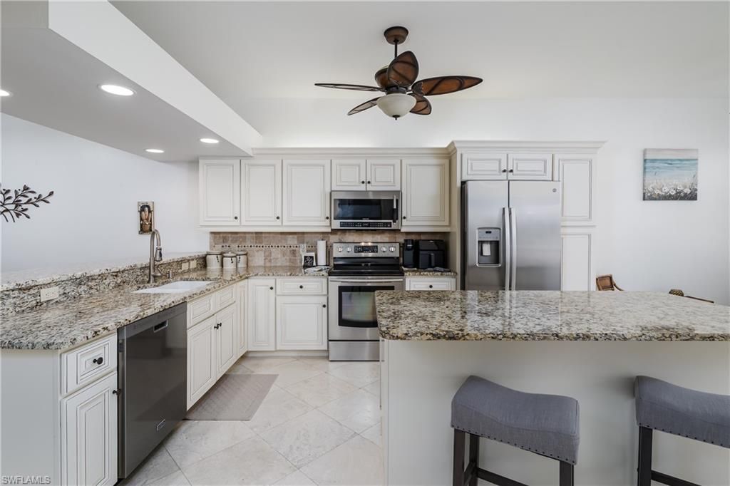 6760 Beach Resort DR 5, NAPLES, FL 34114 — photo 3