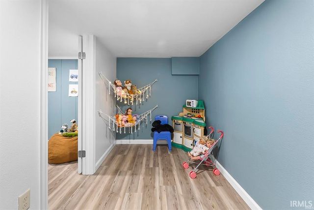 8652 E Koher Road, Syracuse, IN 46567