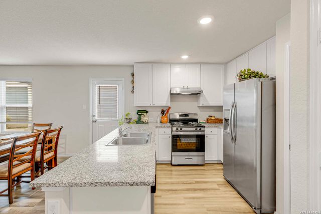 13852 Buffalo Valley, San Antonio, TX 78252