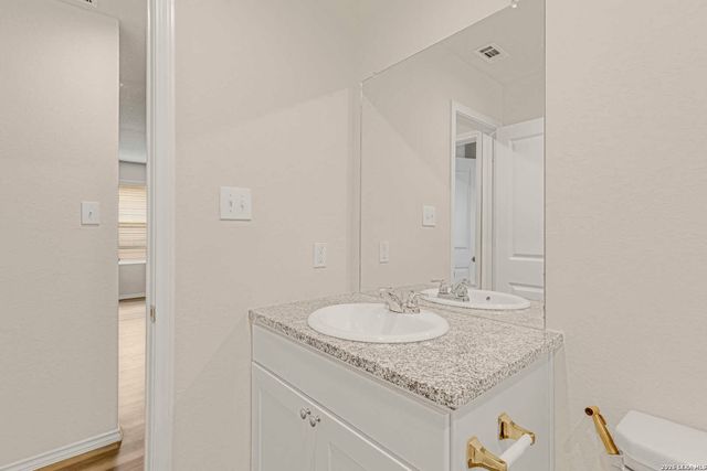 13852 Buffalo Valley, San Antonio, TX 78252