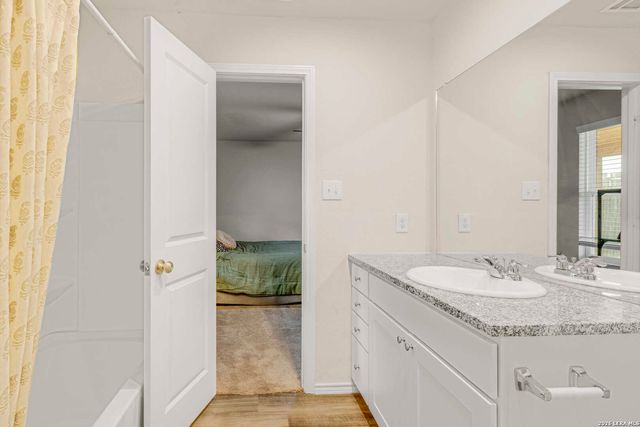 13852 Buffalo Valley, San Antonio, TX 78252