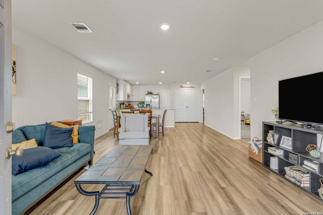 13852 Buffalo Valley, San Antonio, TX 78252