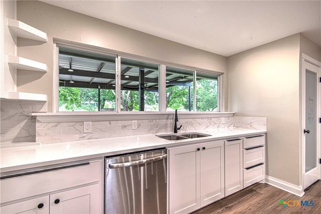 6511 Old Waco Lane, Temple, TX 76502