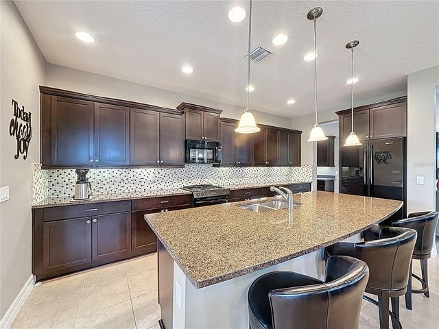 108 MIST FLOWER LANE, Groveland, FL 34736