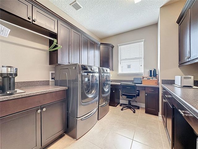 108 MIST FLOWER LANE, Groveland, FL 34736