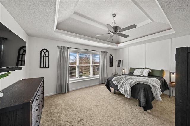 803 NW Redbud Drive, Grain Valley, MO 64029