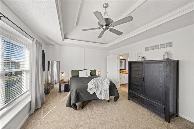 803 NW Redbud Drive, Grain Valley, MO 64029