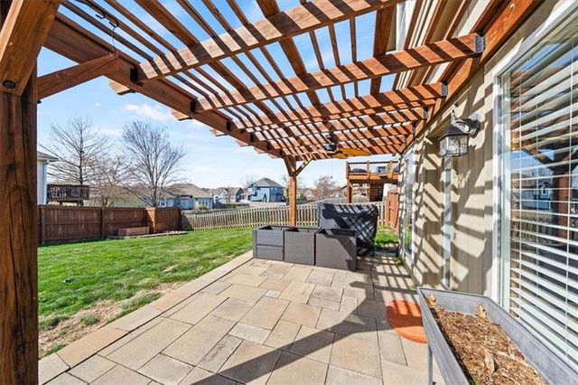 803 NW Redbud Drive, Grain Valley, MO 64029