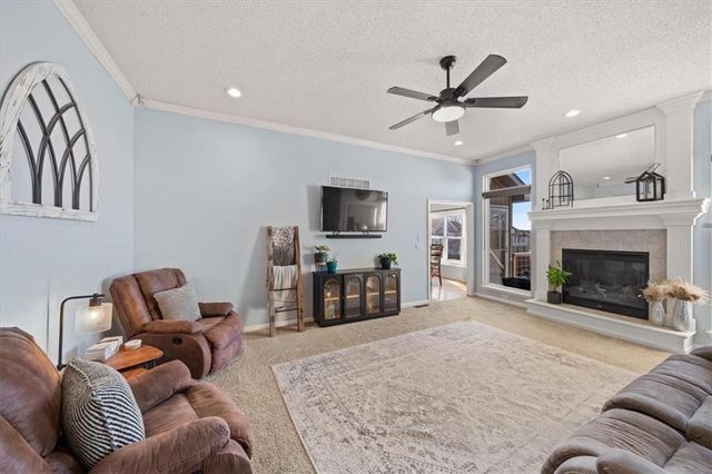 803 NW Redbud Drive, Grain Valley, MO 64029