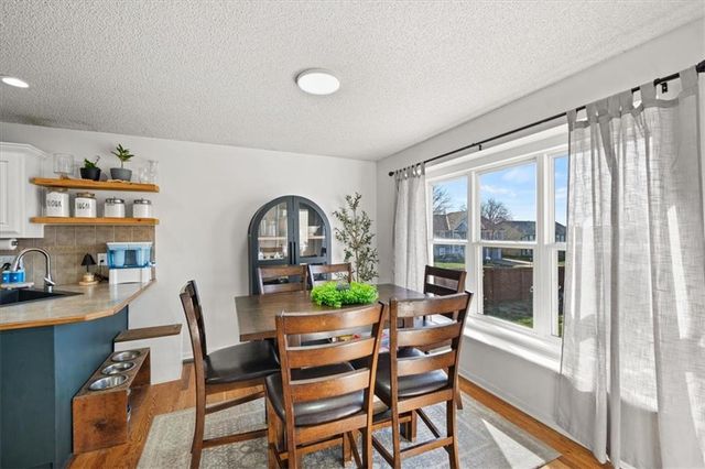 803 NW Redbud Drive, Grain Valley, MO 64029