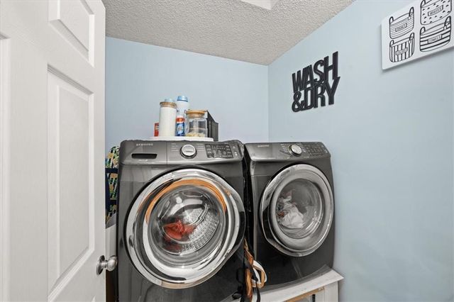 803 NW Redbud Drive, Grain Valley, MO 64029