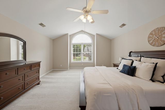 656 Emmett Creek Lane, Lexington, KY 40515