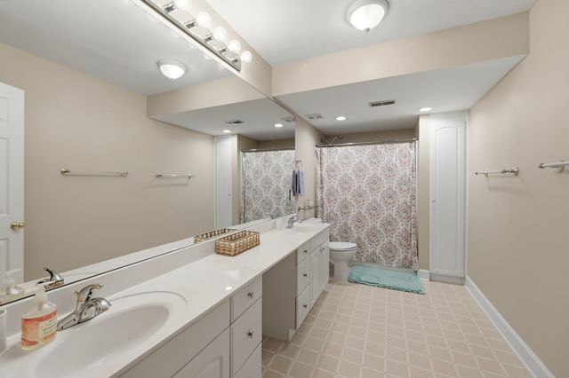 656 Emmett Creek Lane, Lexington, KY 40515