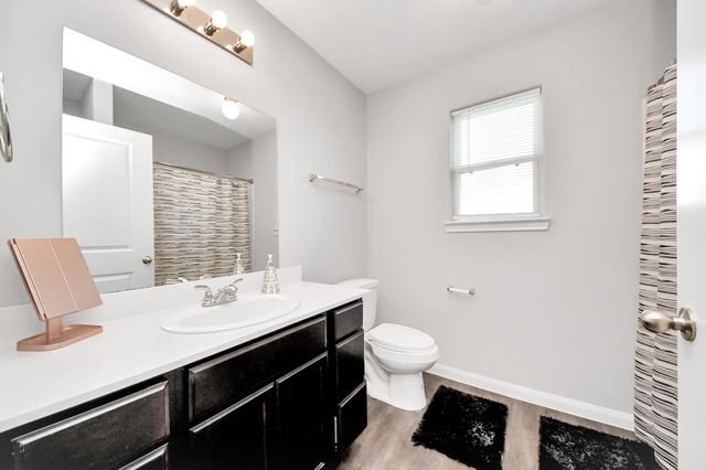 696 Road 5105, Cleveland, TX 77327