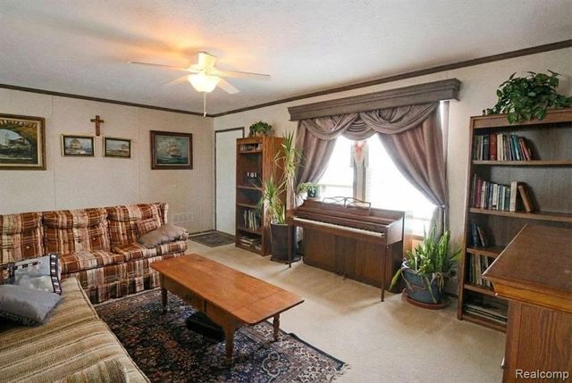 25843 Loudon, Brownstown, MI 48134