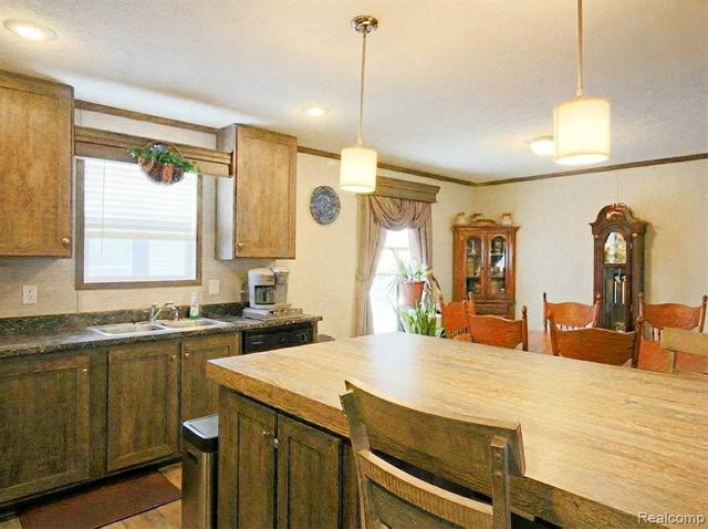 25843 Loudon, Brownstown, MI 48134