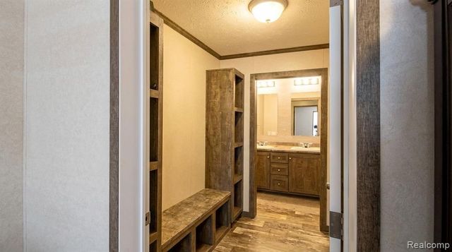 25843 Loudon, Brownstown, MI 48134