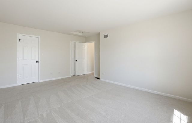1332 Sugar Court, Naperville, IL 60563