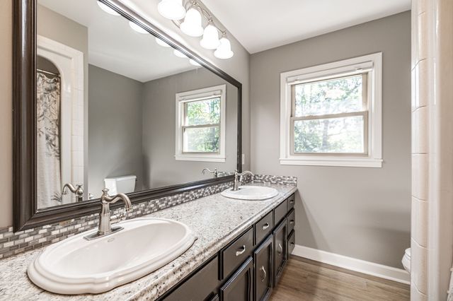 1661 Main St, Greenbrier, TN 37073
