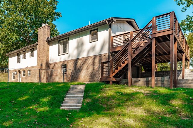 1661 Main St, Greenbrier, TN 37073