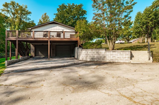 1661 Main St, Greenbrier, TN 37073