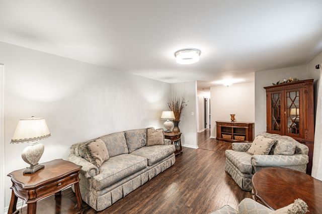 1661 Main St, Greenbrier, TN 37073