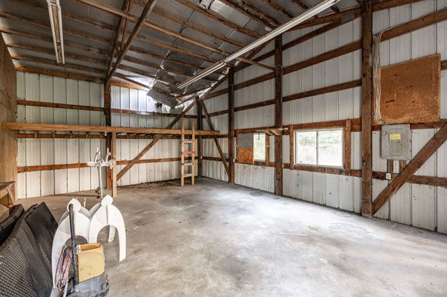 1661 Main St, Greenbrier, TN 37073