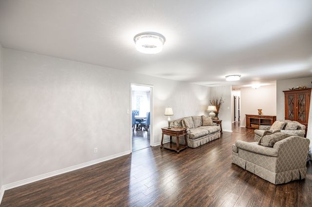 1661 Main St, Greenbrier, TN 37073