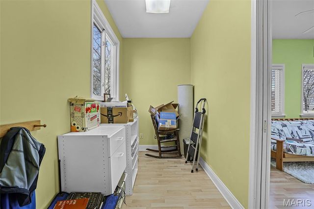 1334 Pinetree Lane, St Louis, MO 63119