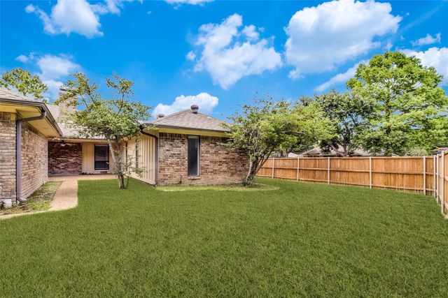 201 Nob Hill Place, Allen, TX 75013