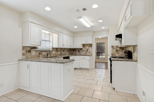 201 Nob Hill Place, Allen, TX 75013