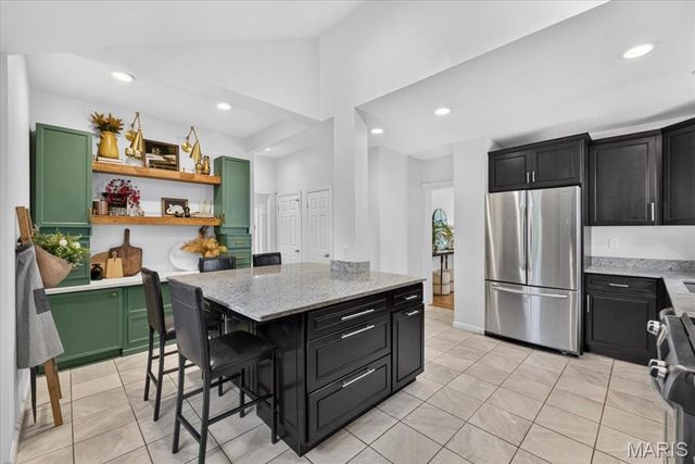 6105 Simpson Avenue, St Louis, MO 63139