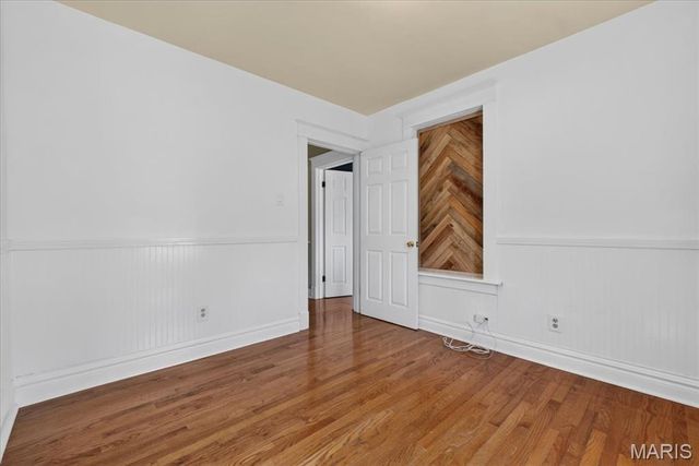 6105 Simpson Avenue, St Louis, MO 63139