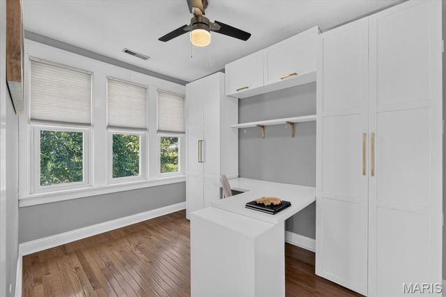 6105 Simpson Avenue, St Louis, MO 63139