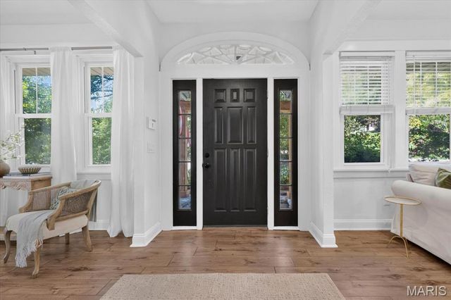 6105 Simpson Avenue, St Louis, MO 63139