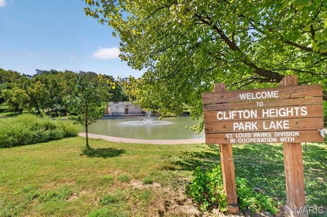 6105 Simpson Avenue, St Louis, MO 63139