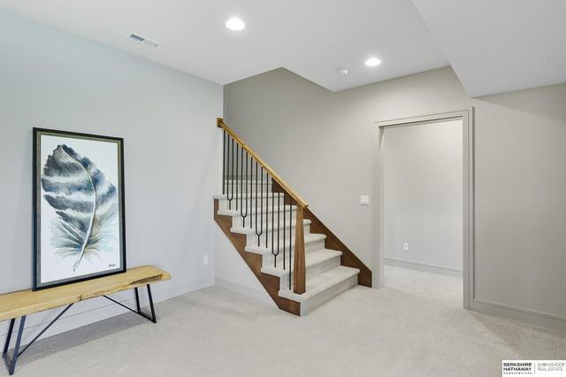2098 N 182nd Avenue Circle, Elkhorn, NE 68022