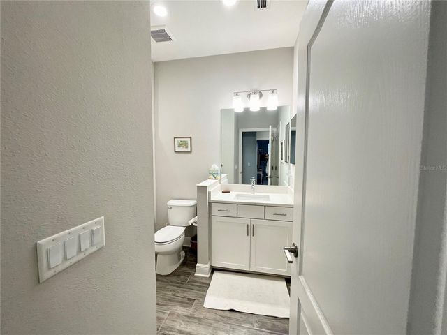 21645 AVON PARK COURT, Venice, FL 34293