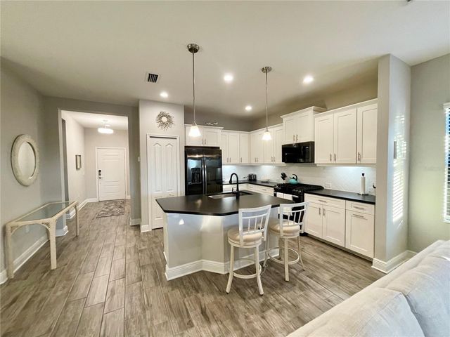 21645 AVON PARK COURT, Venice, FL 34293