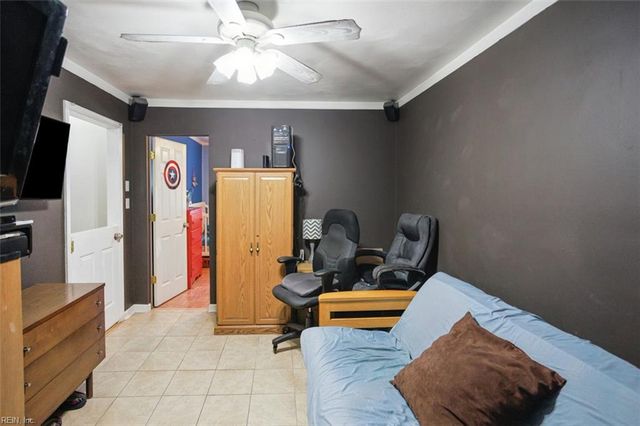4300 Midhurst LN, Chesapeake, VA 23321