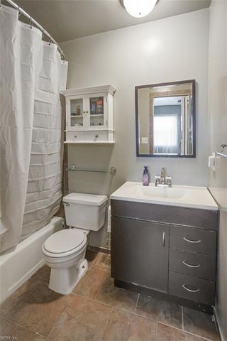4300 Midhurst LN, Chesapeake, VA 23321