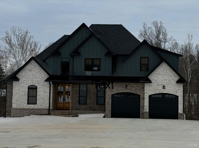 1070 Bradford Crossing Place, Goode, VA 24556