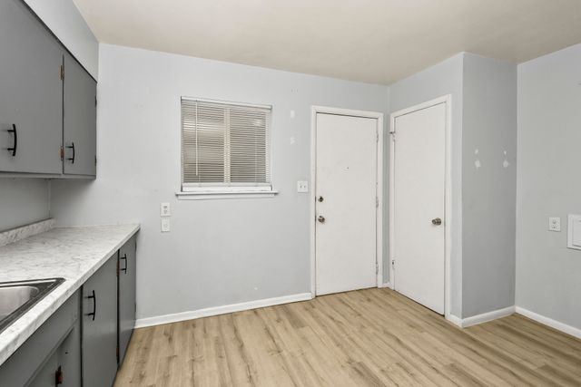 1007 N Park Avenue, Springfield, MO 65802