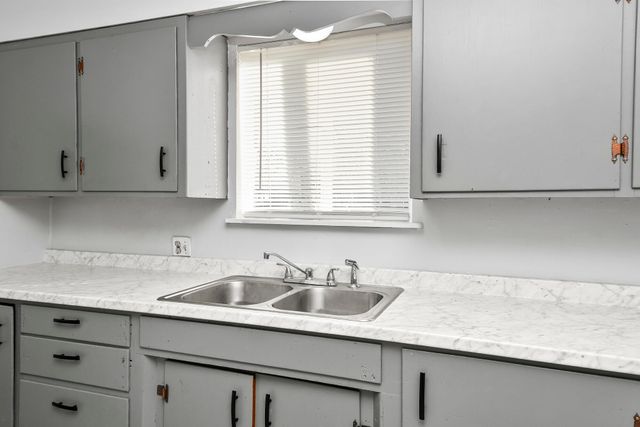 1007 N Park Avenue, Springfield, MO 65802