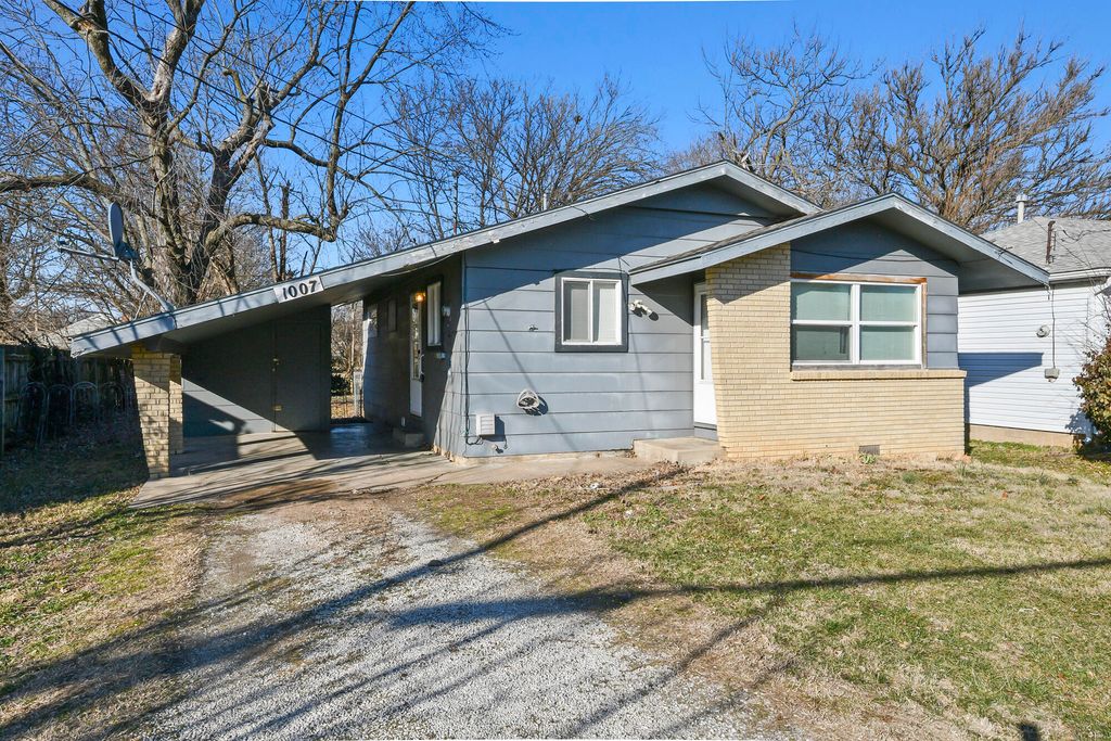 1007 N Park Avenue, Springfield, MO 65802