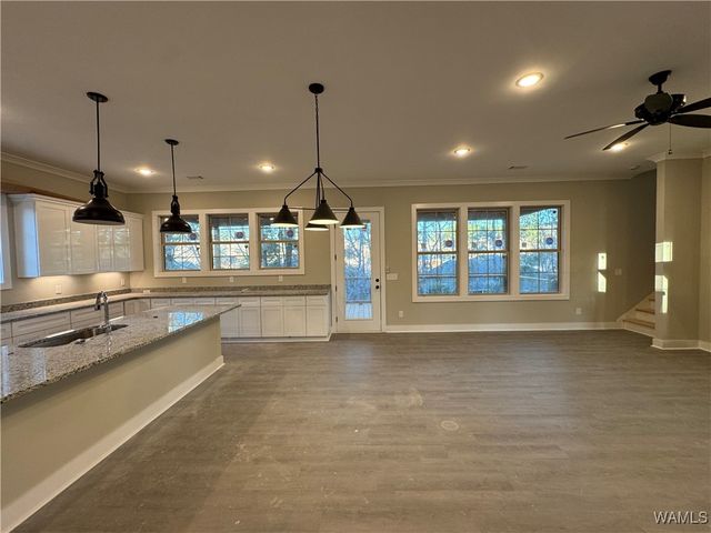 13807 Burks, Northport, AL 35475