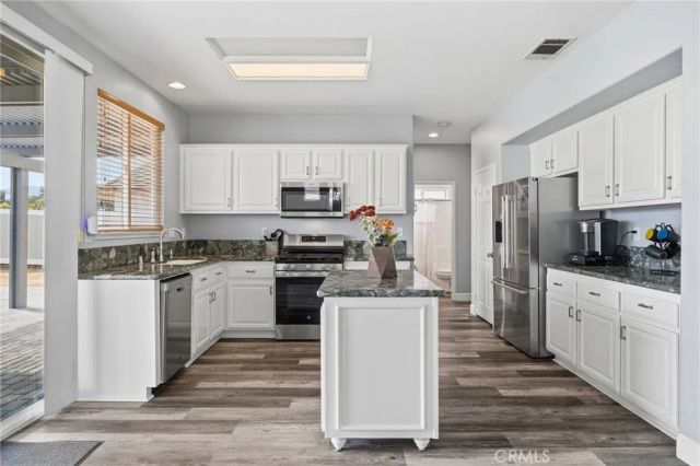 963 Cornerstone Way, Corona, CA 92878