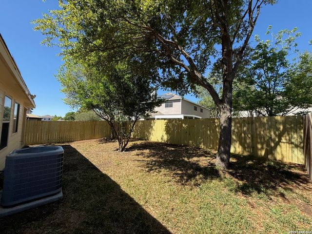 7847 Oakdale Park, San Antonio, TX 78254