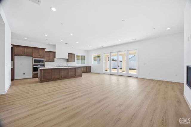 12911 Altair Court, Bakersfield, CA 93312