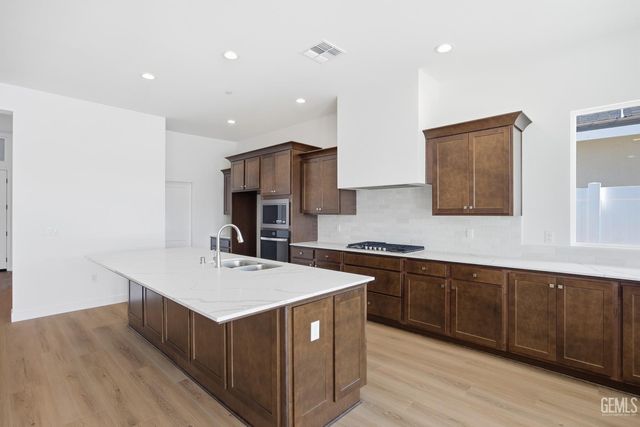 12911 Altair Court, Bakersfield, CA 93312